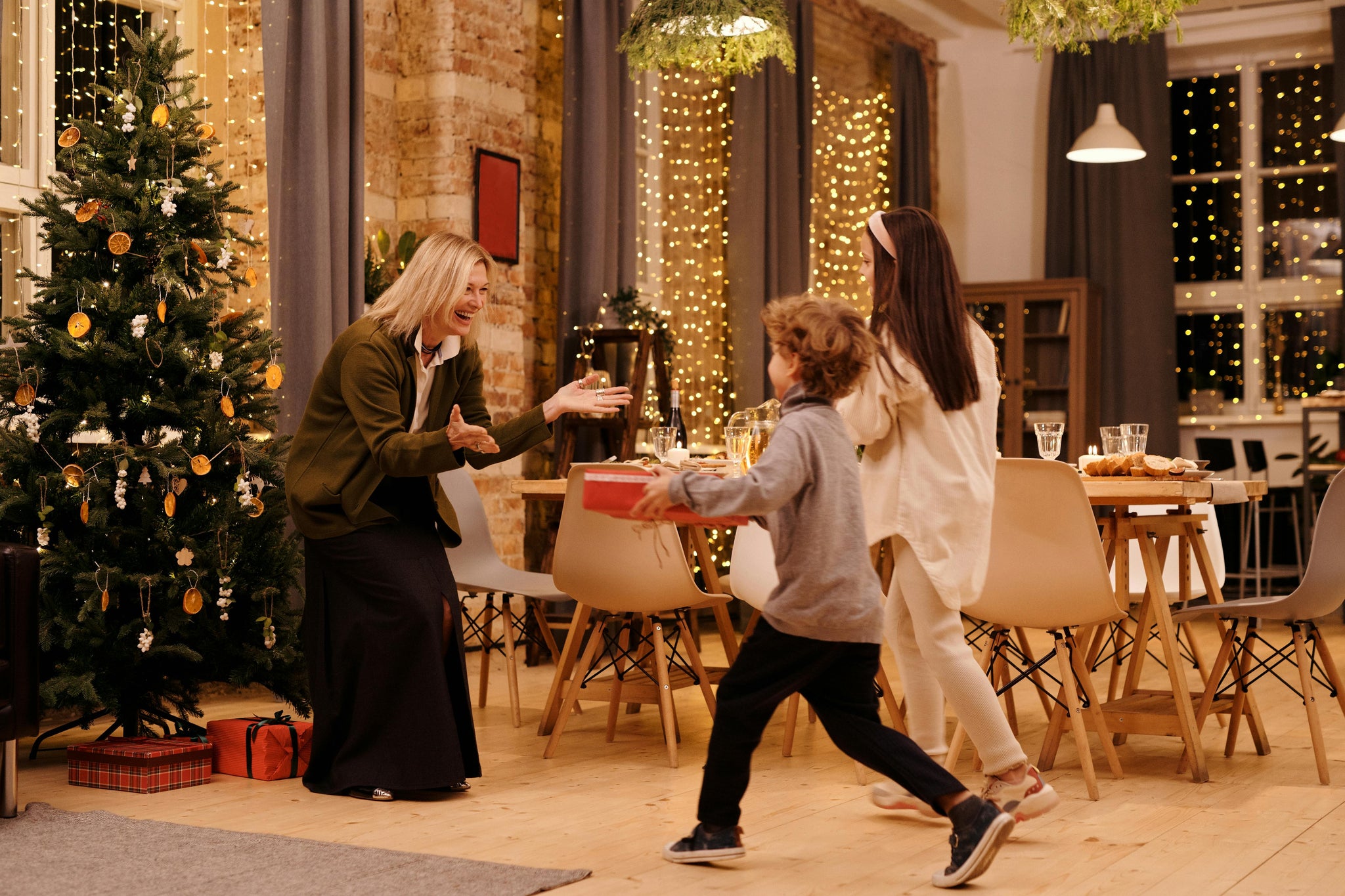 5 Idées de Cadeaux Chrétiens pour Femmes qui Ont du Style et de la Foi